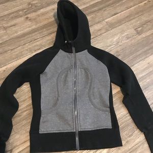 Lululemon Scuba Size 4